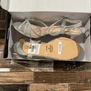 BRAND NEW Camille La Vie Shoes